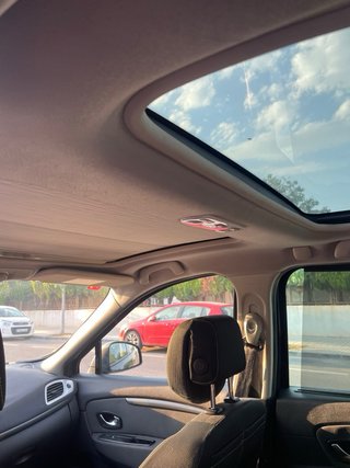 Renault Grand Scenic 2011