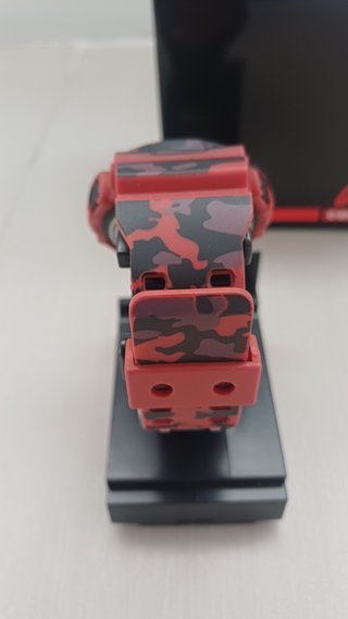 Reloj Casio G-Shock GA-100C Rojo