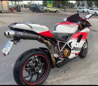 Ducati 848 SBK Roja y Blanca