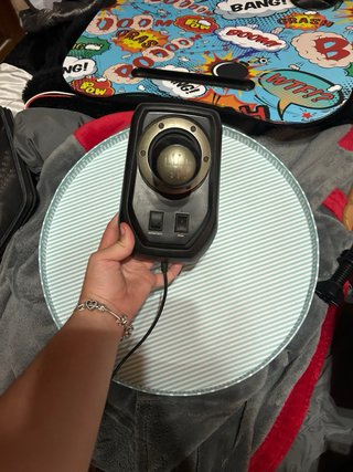 Volante Thrustmaster Play