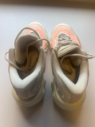 Zapatillas Nike Beige y Naranja Talla 42.5