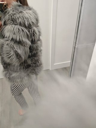 Abrigo chaquetón pelo gris