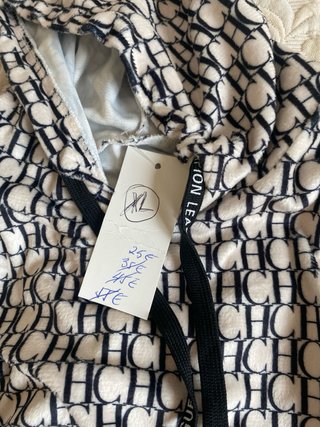 Sudadera con capucha XL con logo CH