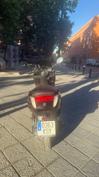 Peugeot CityStar 125i Negra