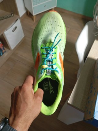Brooks Hyperion Max Verde Naranja