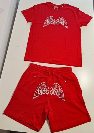 Camiseta BLESSED Negra y roja LIQUIDICACIÓN