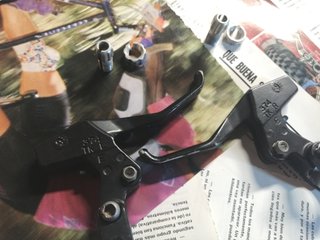Manetas Freno V-Brake 185grs