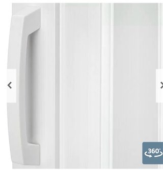 Puerta plegable blanca a estrenar. Fresno blanco.