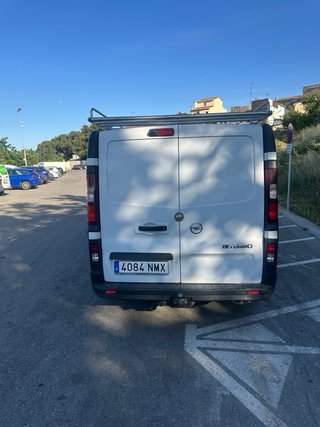 Opel Vivaro 2015