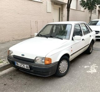 Ford Escort Ghia 1.6 gasolina
