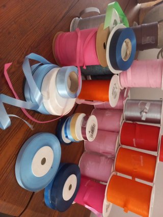 Cintas de regalo variadas