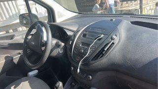 Ford E-Tourneo Courier 2015