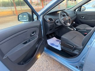 Renault Scenic 2012