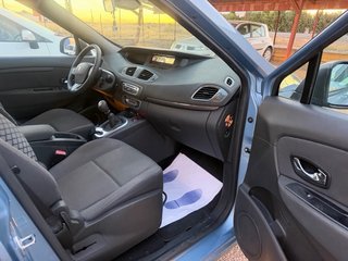 Renault Scenic 2012