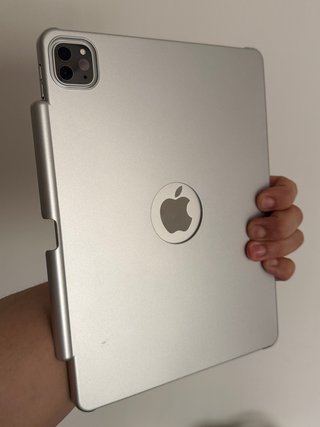  iPad Pro M1 128GB + Magic Keyboard