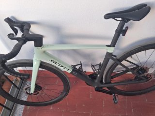 Bicicleta Scott Addict RC talla XS/49