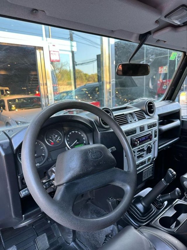 LAND-ROVER Defender 110 Doble CabinaCaja E