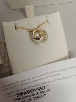 Collana Swarovski cerchi cristallo centrale oro