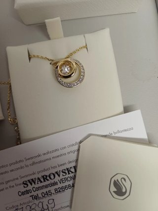 Collana Swarovski cerchi cristallo centrale oro