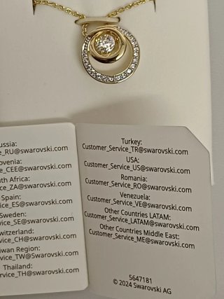Collana Swarovski cerchi cristallo centrale oro