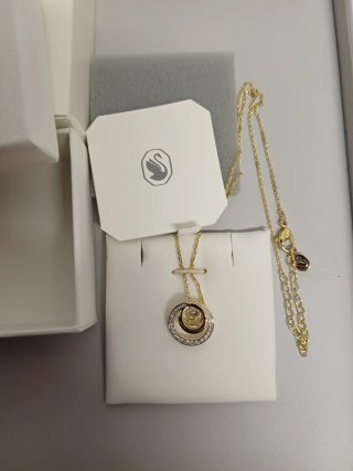 Collana Swarovski cerchi cristallo centrale oro