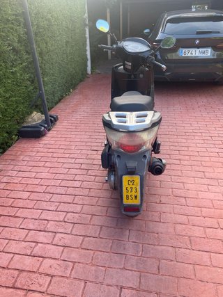 Ciclomotor Kymco People S 50cc Negro