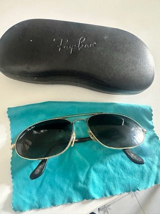 Occhiali da sole vintage Ray-Ban oro e neri