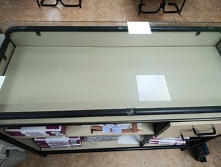 MOSTRADOR ALMACENAJE madera y metal con cristal