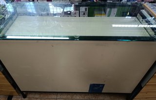MOSTRADOR ALMACENAJE madera y metal con cristal