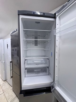 Nevera Indesit Plateada A++ No Frost Combi