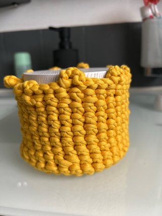 Cestino uncinetto fatto a mano giallo