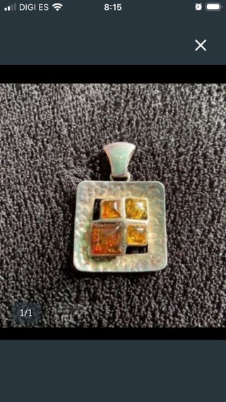 Colgante cuadrado ámbar y plata