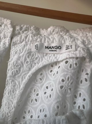 Conjunto Mango Top Blanco y Falda Vaquera