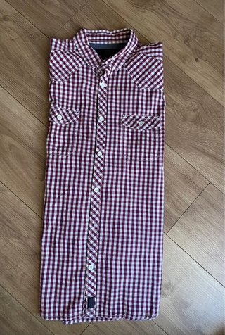 Camisa cuadros burdeos y blanca