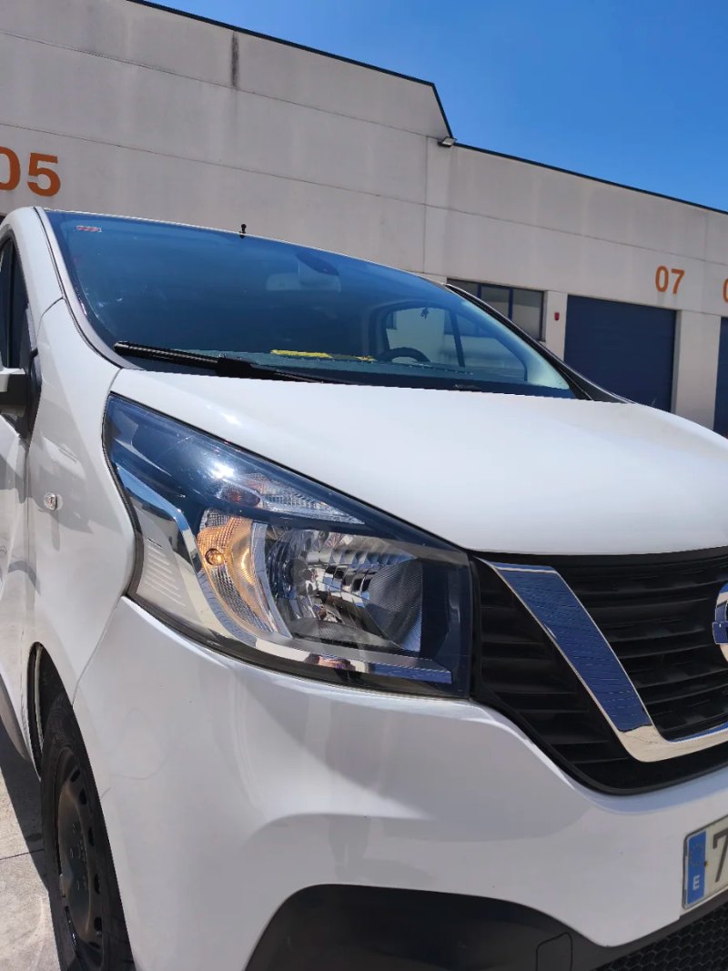 Nissan NV300 2019 - foto 1
