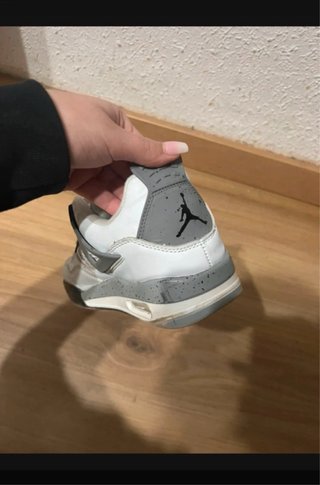 Zapatillas Jordan Air 4 Gris Blanco