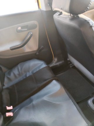 Seat Ibiza Amarillo