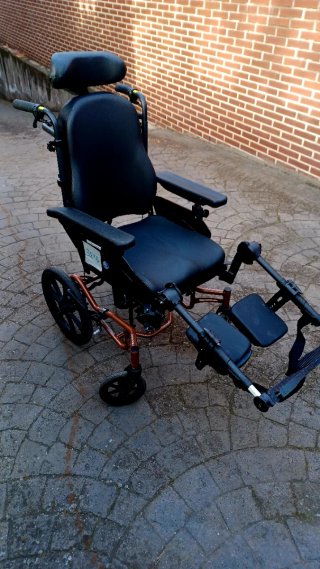 Silla de ruedas basculante VERMEIREN