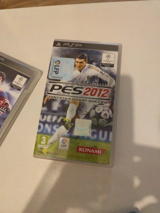 Pack 4 Juegos PSP: PES y FIFA