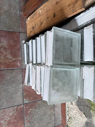 Ladrillos de vidrio para construcción