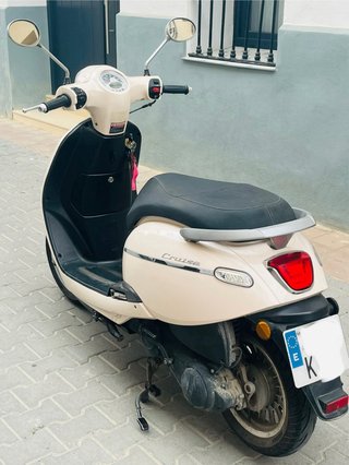 Moto Scooter 125cc Beige Automática