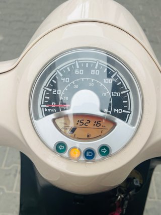 Moto Scooter 125cc Beige Automática
