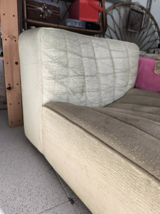 Sillón vintage beige y blanco