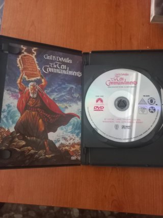 Los Diez Mandamientos DVD (Español)