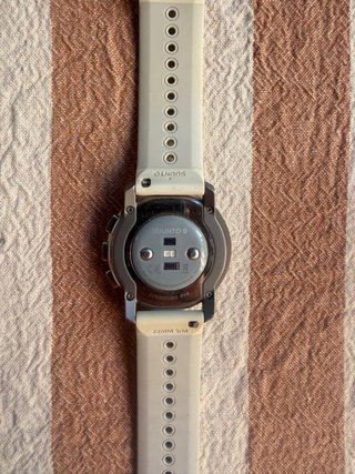 Suunto 9 Peak Blanco + Cargador