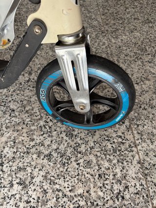 Patinete plegable y regulable