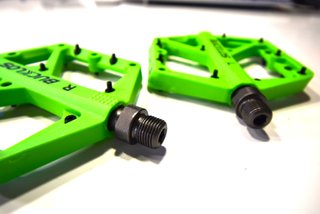 Pedales Plataforma MTB Verdes BUCKLOS
