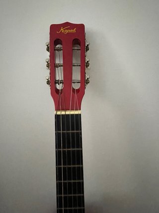 Guitarra Acústica Roja