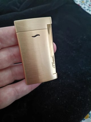 Encendedor S.T. Dupont Dorado Nuevo a estrenar
