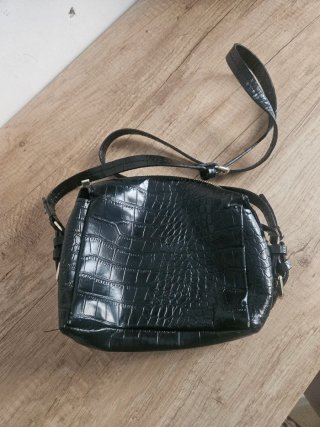 Lote 9 bolsos variados Bandoleras, fiesta, riñoner